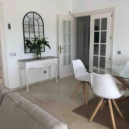 Apartamento Con Vistas Rio Real