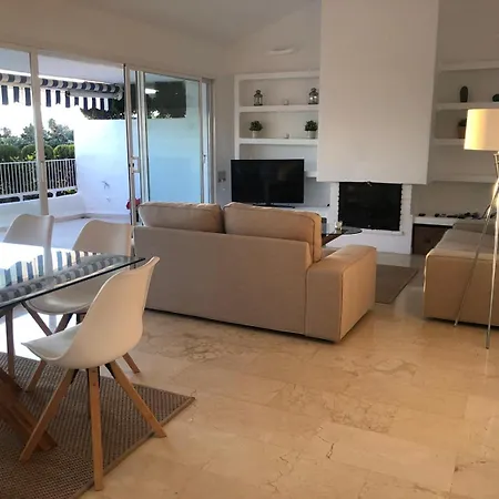 Apartamento Con Vistas Rio Real Apartment Marbella